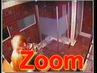 Nézd meg a pornó videók hármasok között egy-két tizenéves lányok, jó minőségű, szex, szopás, cum. szőrös punci nyalás